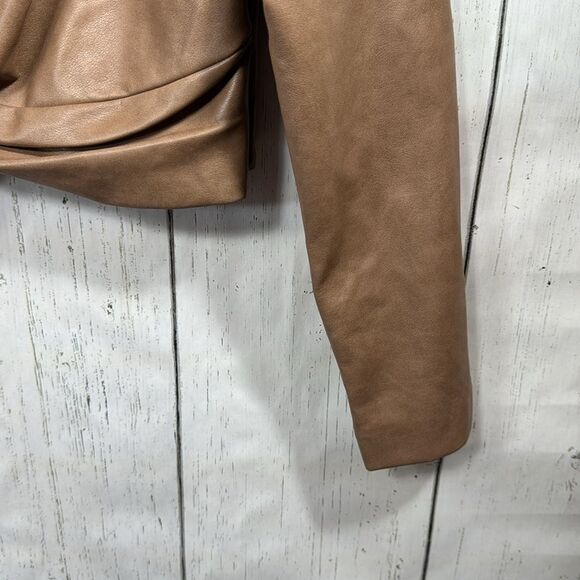 7 For All Mankind Faux Leather Jacket L Tan Twist Front Cropped Modern Chic - Picture 9 of 16
